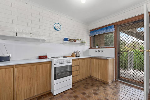 Sun & Surf Aldinga Beach Apartment - Sydneys Hotel 6