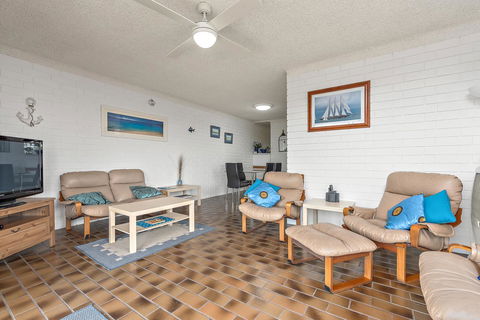 Sun & Surf Aldinga Beach Apartment - Sydneys Hotel 2