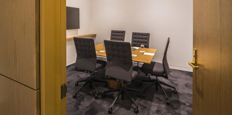 Pullman Adelaide - Sydneys Hotel 11
