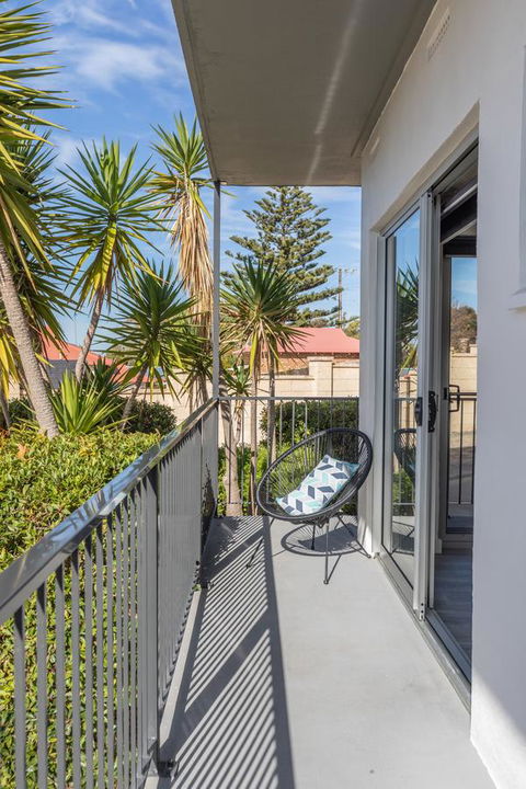 Bay 10 - Suites And Apartments - Sydneys Hotel 4