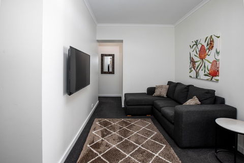 Bay 10 - Suites And Apartments - Sydneys Hotel 2