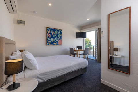 Bay 10 - Suites And Apartments - Sydneys Hotel 13