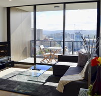 Whitmore SQ - Sydneys Hotel