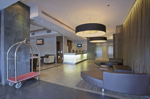 Mantra Hindmarsh Square - Sydneys Hotel 17
