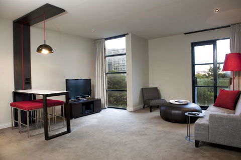 Mantra Hindmarsh Square - Sydneys Hotel 23