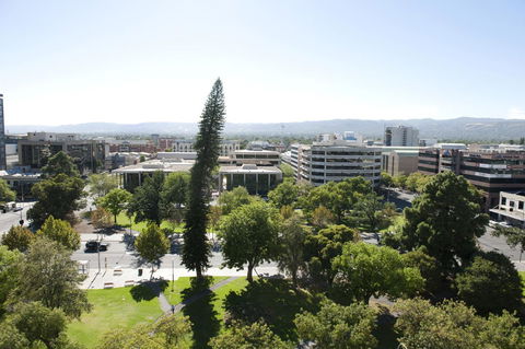 Mantra Hindmarsh Square - Sydneys Hotel 21