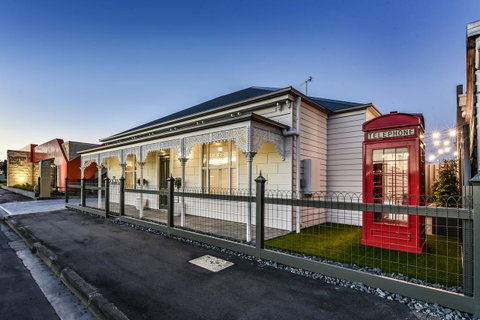 Aloha Central Luxury Apartments - Sydneys Hotel 0