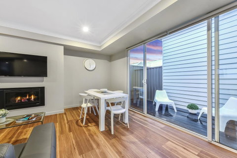Aloha Central Luxury Apartments - Sydneys Hotel 24