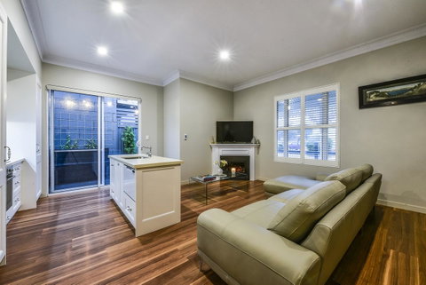 Aloha Central Luxury Apartments - Sydneys Hotel 3