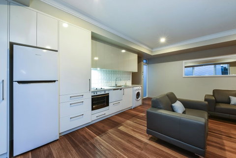 Aloha Central Luxury Apartments - Sydneys Hotel 29