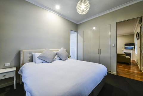 Aloha Central Luxury Apartments - Sydneys Hotel 14