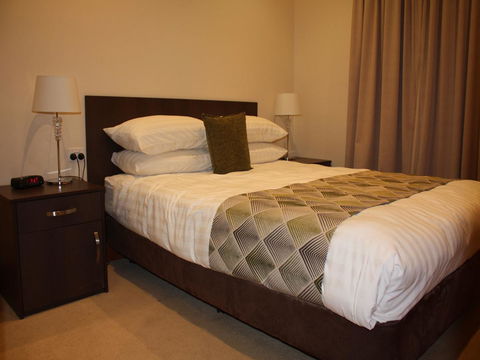 BIG4 Stuart Range Outback Resort - Sydneys Hotel 6