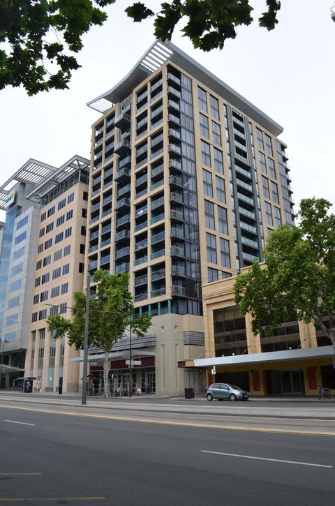 APTonNorthTCE - Sydneys Hotel 20
