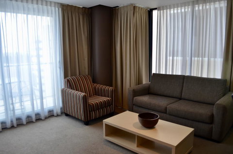 APTonNorthTCE - Sydneys Hotel 10