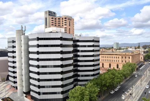 APTonNorthTCE - Sydneys Hotel 17