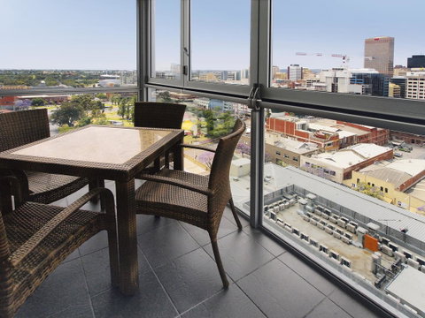 IStay Precinct Adelaide - Sydneys Hotel 22
