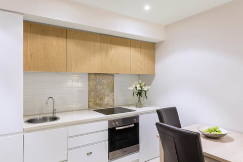 IStay Precinct Adelaide - Sydneys Hotel 8