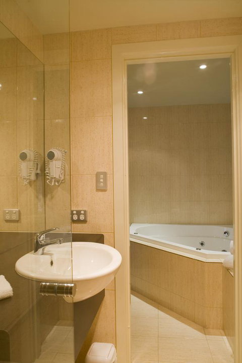 Adelaide Rockford - Sydneys Hotel 19