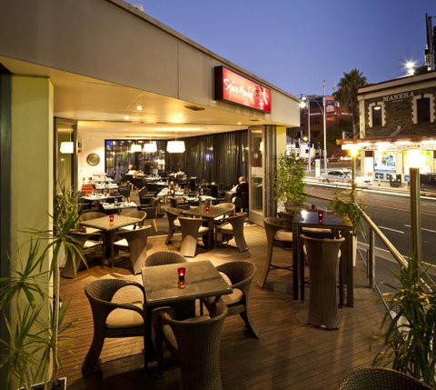 Adelaide Rockford - Sydneys Hotel 3