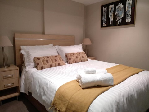 JABCA Apartments - Sydneys Hotel 13