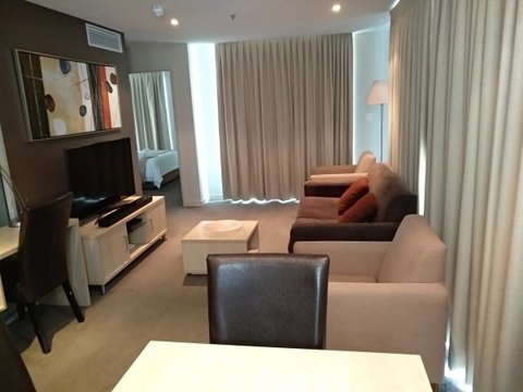 JABCA Apartments - Sydneys Hotel 2