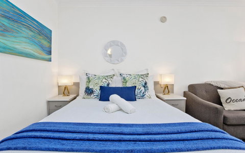 Glenelg Oasis Studios - Sydneys Hotel 3