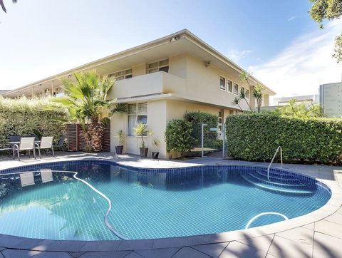 Glenelg Oasis Studios - Sydneys Hotel 2