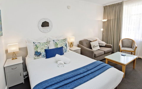 Glenelg Oasis Studios - Sydneys Hotel 0