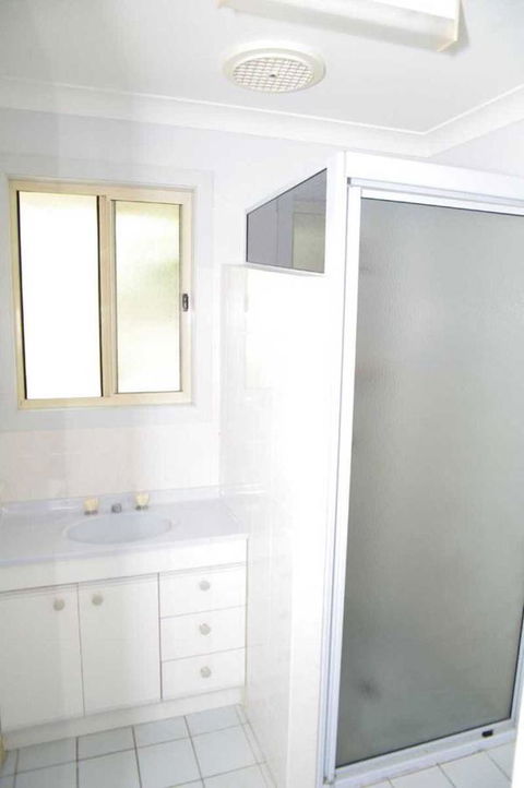 Bellhaven 1, 17 Willow Street - Sydneys Hotel 5