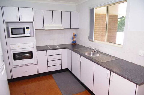 Bellhaven 1, 17 Willow Street - Sydneys Hotel 0
