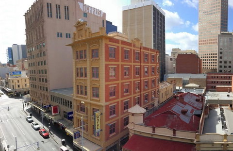 Adelaide Paringa - Sydneys Hotel 1
