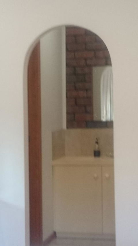 Gaerwood B&B - Sydneys Hotel 3