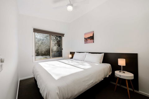 Discovery Parks - Lake Bonney - Sydneys Hotel 4