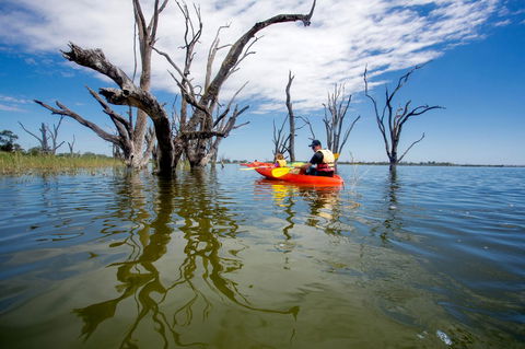 Discovery Parks - Lake Bonney - Sydneys Hotel 27