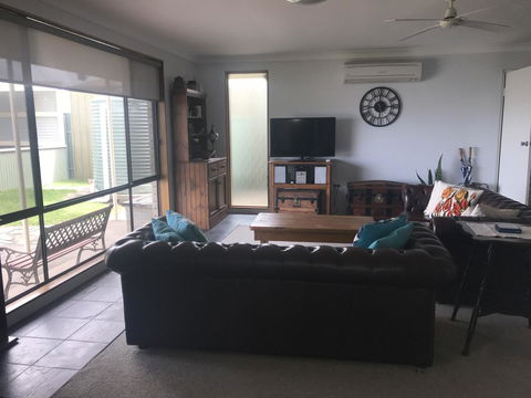 Hydeaway Bay - Own Private Bay + Kayaks - Sydneys Hotel 8