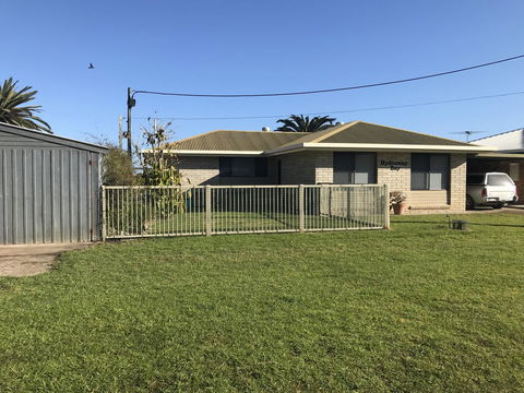 Hydeaway Bay - Own Private Bay + Kayaks - Sydneys Hotel 4