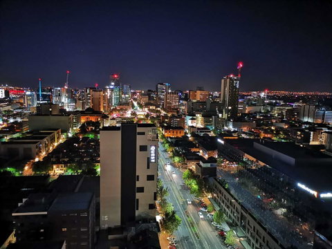 Modern CBD Apartment With Panoramic View - Sydneys Hotel 5