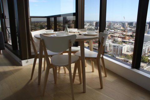 Modern CBD Apartment With Panoramic View - Sydneys Hotel 1