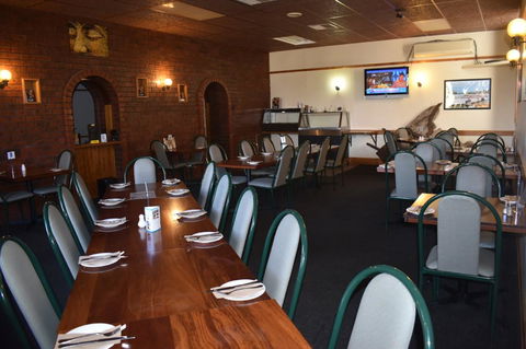 Commercial Hotel Morgan - Sydneys Hotel 6