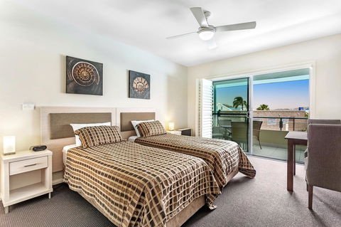 Pacific Blue 278-265 Sandy Pt Rd- Dual Key Access, Wifi, Linen And Air Conditioning - Sydneys Hotel 9