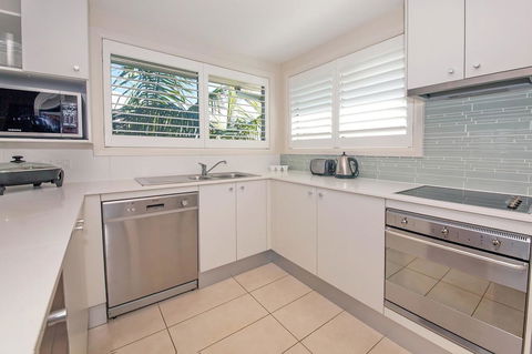Pacific Blue 278-265 Sandy Pt Rd- Dual Key Access, Wifi, Linen And Air Conditioning - Sydneys Hotel 8