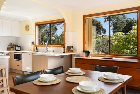 Port Of Call - Port Willunga - C21 SouthCoast Holidays - Sydneys Hotel 11