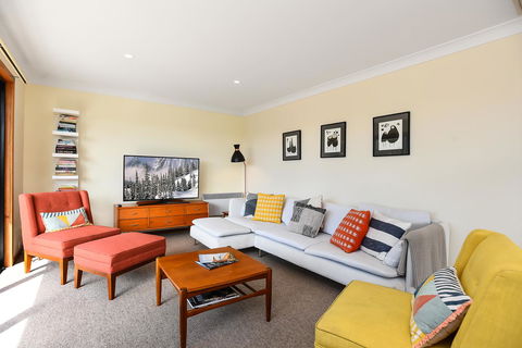 Port Of Call - Port Willunga - C21 SouthCoast Holidays - Sydneys Hotel 12