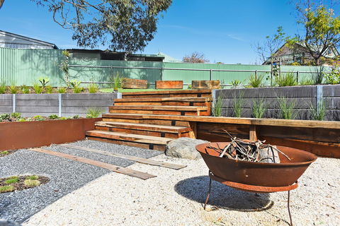 Port Of Call - Port Willunga - C21 SouthCoast Holidays - Sydneys Hotel 2