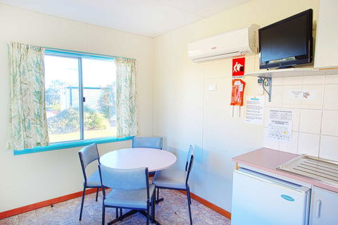 Discovery Parks - Whyalla Foreshore - Sydneys Hotel 4