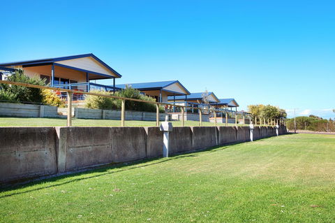 Discovery Parks - Whyalla Foreshore - Sydneys Hotel 27