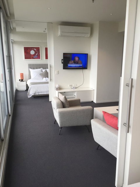 Tasha\'s Apartments On Warwick - Sydneys Hotel 4