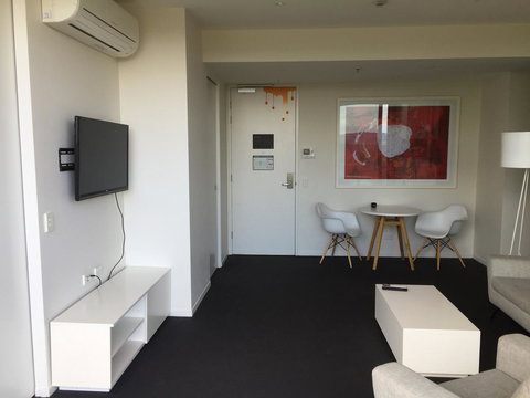 Tasha\'s Apartments On Warwick - Sydneys Hotel 39