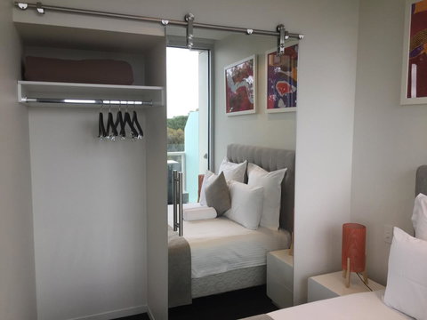 Tasha\'s Apartments On Warwick - Sydneys Hotel 24