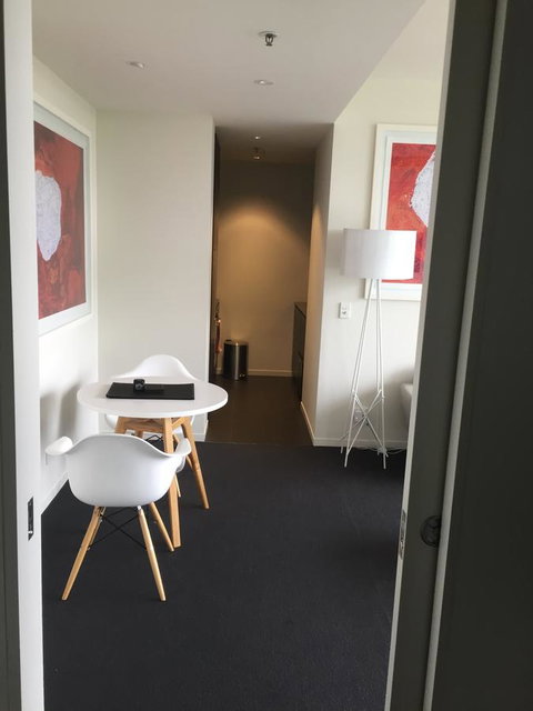 Tasha\'s Apartments On Warwick - Sydneys Hotel 11